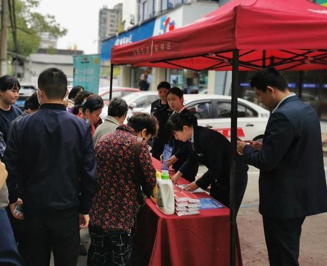 浙江：不用跑車(chē)管所！嘉興市民家門口就能給電動車(chē)上牌照了